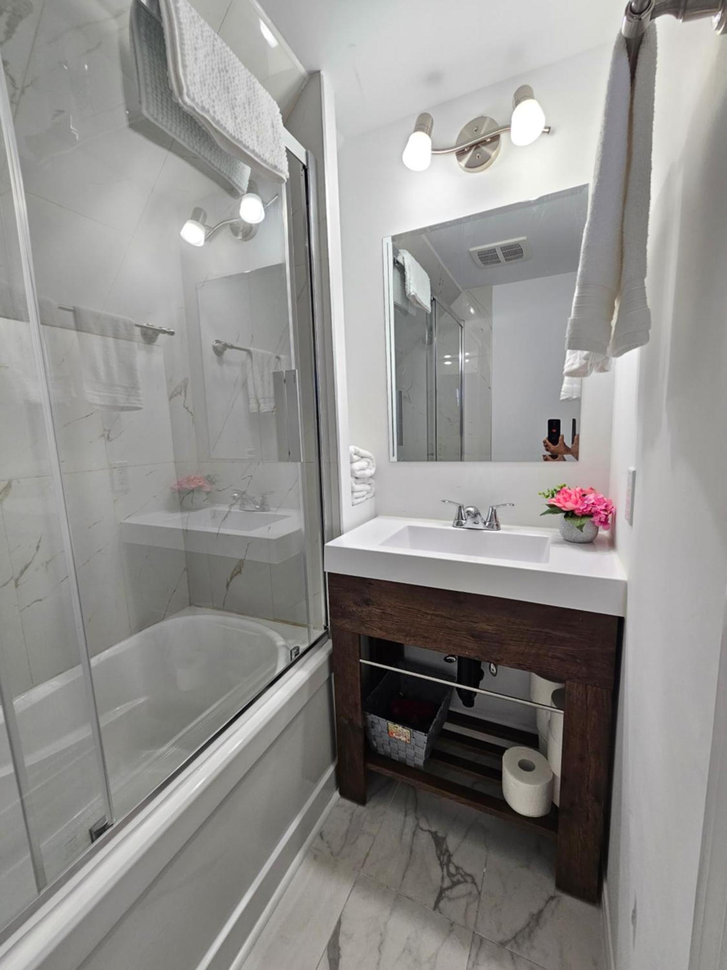 Sunflower Guest Suites Summerside Eksteriør billede